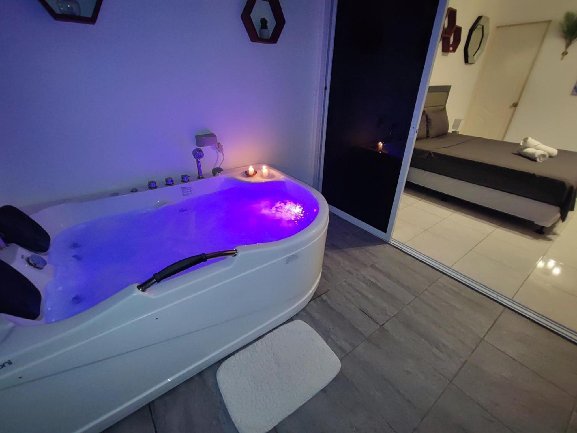 Bonsai Jacuzzi Suites Panglao Zewnętrze zdjęcie