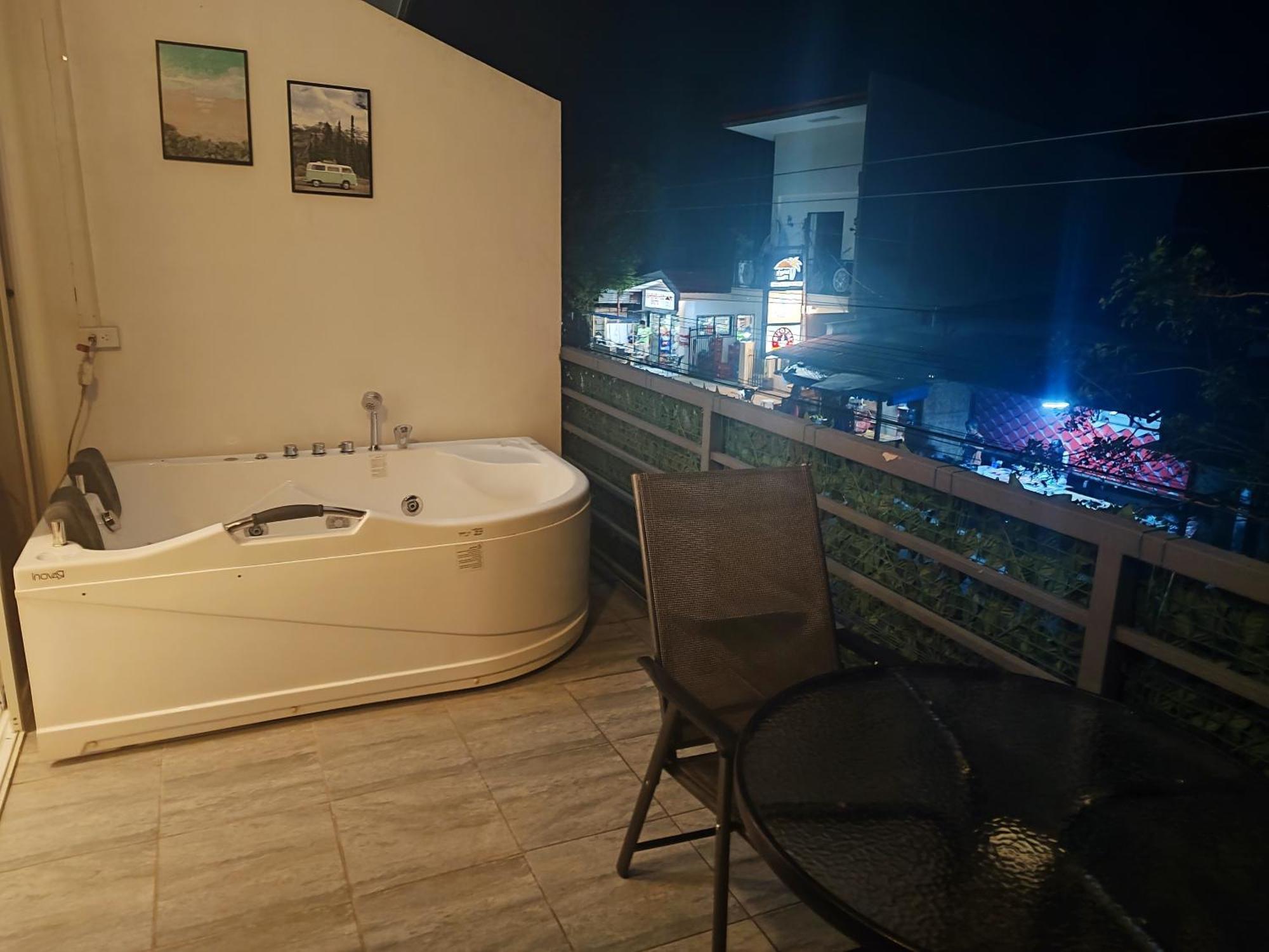 Bonsai Jacuzzi Suites Panglao Zewnętrze zdjęcie