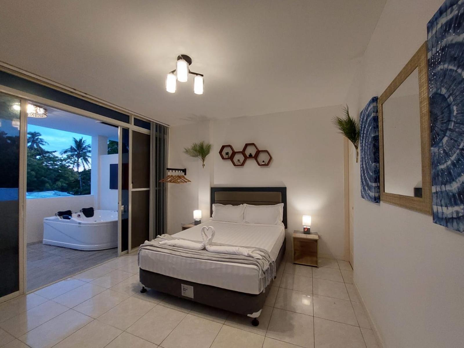 Bonsai Jacuzzi Suites Panglao Zewnętrze zdjęcie